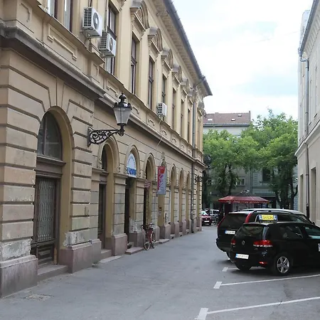 Centar 2