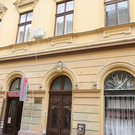 Centar 2 Apartment