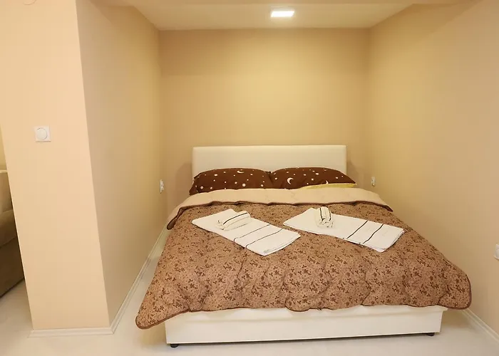 Centar 2 * سوبوتيتْسا